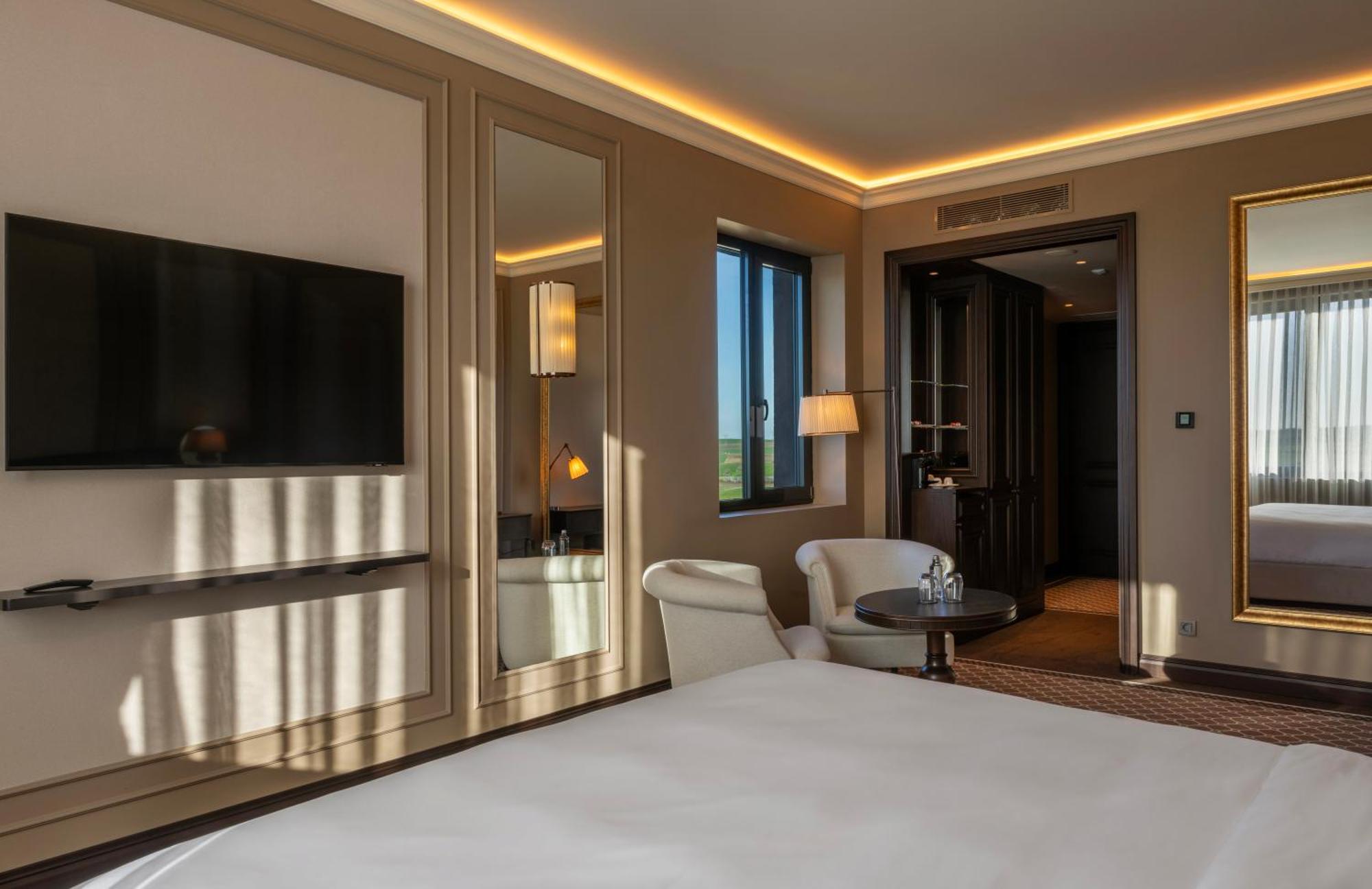 Goldeneye Hotel & Casino スヴィレングラッド エクステリア 写真 A room at the hotel